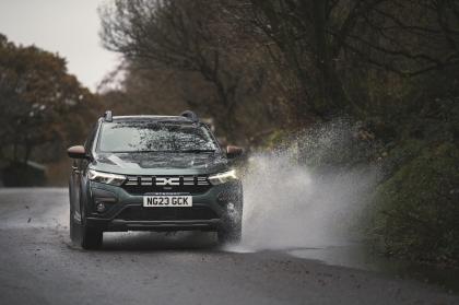 Η Dacia θα παρουσιάσει την ηλεκτρική έκδοση του Sandero το 2027